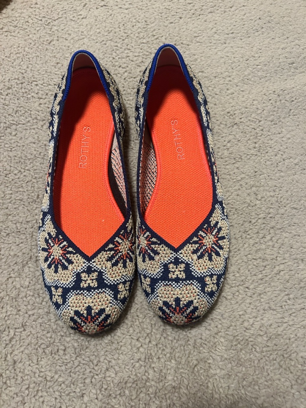 Retired Rothy’s the flat sapphire burst pattern size 9